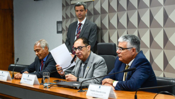 Instalada CPI das Apostas Esportivas; Kajuru é presidente e Romário, relator